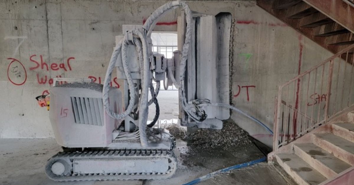 How Hydroblasting Boosts Efficiency in Manufacturing