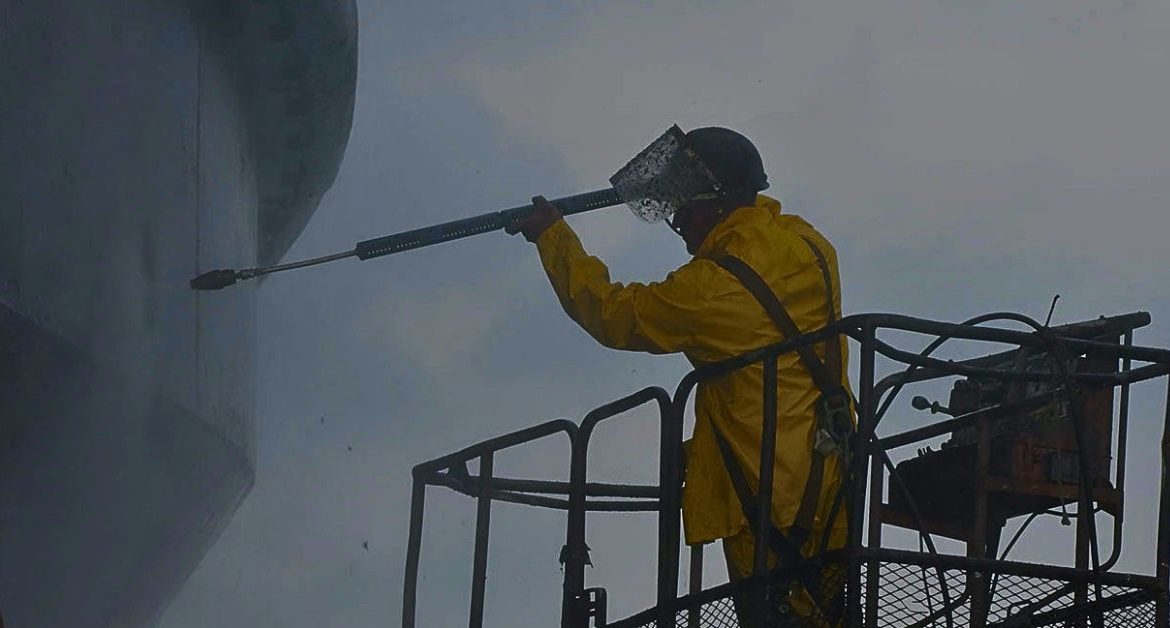 The Role of Water Flow Rate and Pressure in UHP Blasting